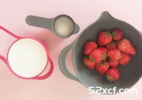草莓奶昔的家常做法