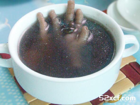 黑豆鸡爪汤的做法