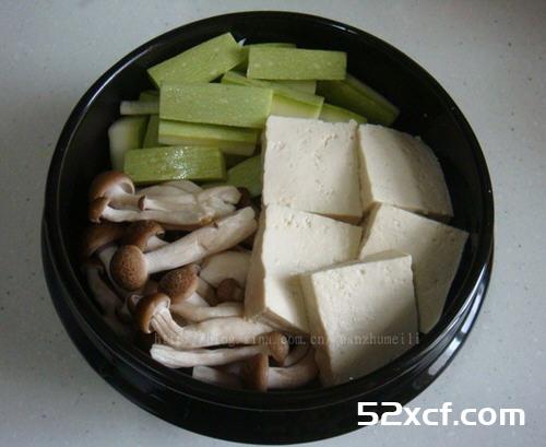 韩式泡菜汤的做法
