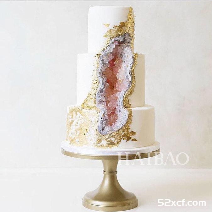 2016年婚礼蛋糕(geode cake)新图片：被劈开的五彩晶洞蛋糕
