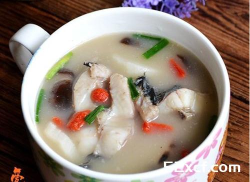 香菇山药炖黑鱼汤的做法