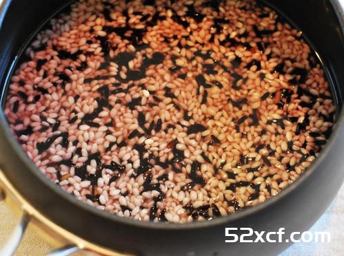 韩风南瓜镶红豆紫米饭的做法