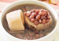 红小豆莲藕汤的做法