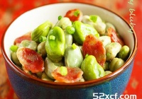 葱香腊肠蚕豆的做法