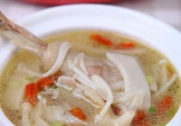 金针菇鸡汤的做法