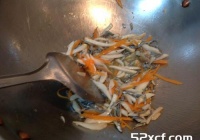 梅子豆腐乳炒山的做法