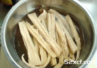 腐竹要泡多久才好？三分钟泡好腐竹的小技巧