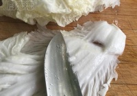 鲜虾煮白菜的做法