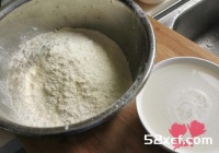 平底锅做淮安炝饼的方法