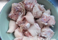 红烧猪蹄鹰嘴豆的做法