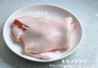 香辣凉拌猪皮的做法