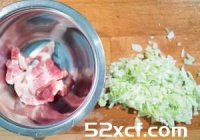 包菜肉丝炒面的做法