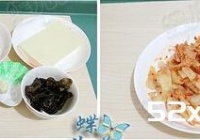 黑木耳豆腐泡菜锅的做法