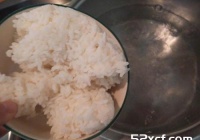 葱花肉末粥的做法