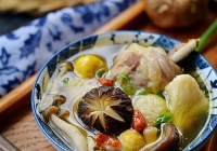 菌菇土鸡汤 的做法