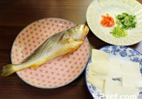 抖音香煎黄花鱼的做法