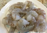 烤长棍佐酪梨蒜香虾的做法