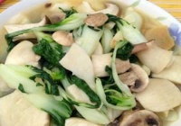 浓汤杂菌浸菜苗的家常做法