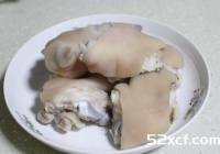 红乳猪蹄的做法