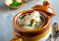 菌菇火腿乳鸽汤的做法