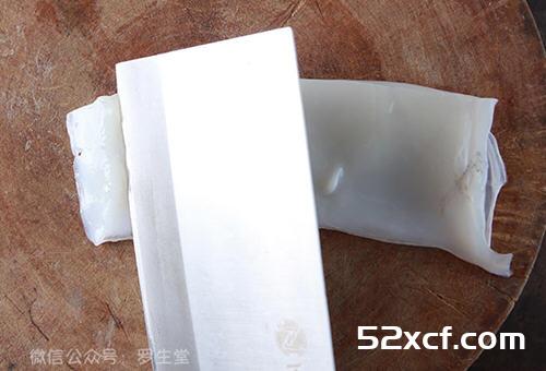 碧绿花枝片配软炸墨鱼头的做法