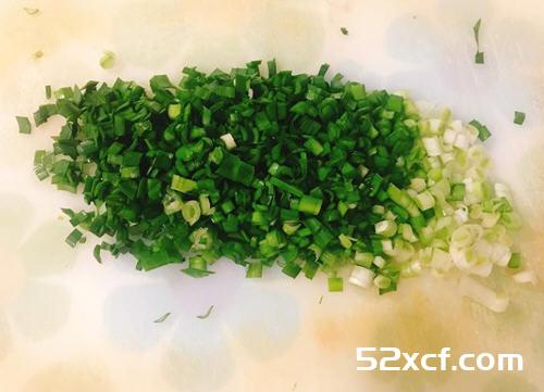 韭菜青葱虾仁煎饼的做法