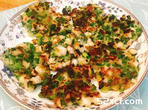 韭菜青葱虾仁煎饼的做法
