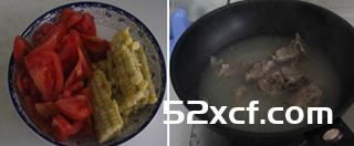 番茄玉米排骨汤的做法