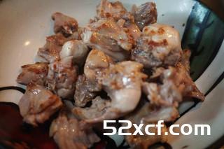 干果青笋兔肉的做法
