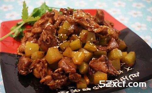 干果青笋兔肉的做法