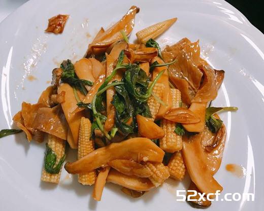 三杯杏鲍拌玉米笋的做法