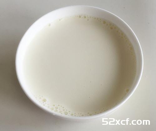 黑糯米奶茶的做法