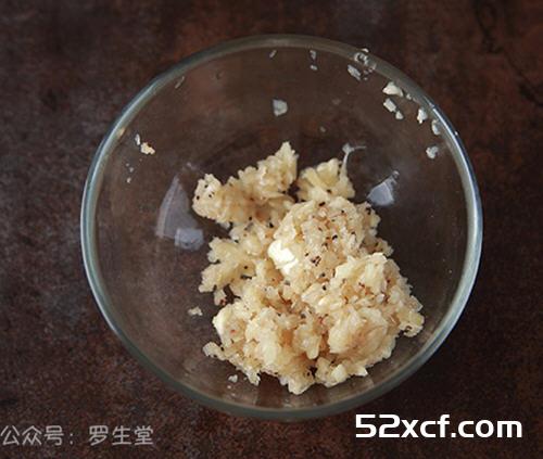 蒜香煎鸡翅的做法
