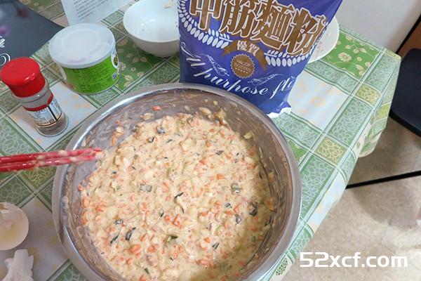 鲜蔬热狗蛋饼的做法
