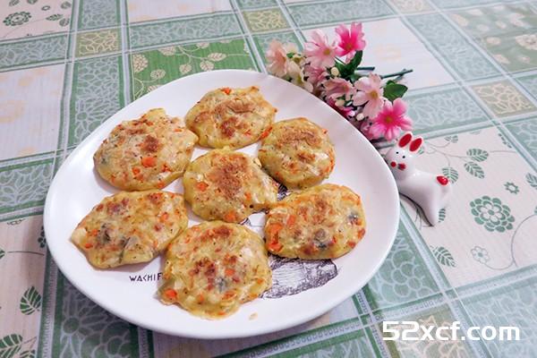 鲜蔬热狗蛋饼的做法