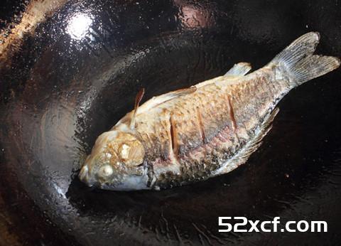 冬瓜鲫鱼汤氽羊肉丸子的做法