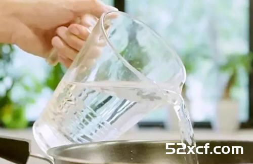 月子餐鲫鱼汤做法_图解坐月子喝的鲫鱼汤怎么做-我爱下厨房