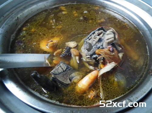 凉补药膳乌骨鸡汤的做法