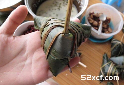 广西四角粽子包法图解