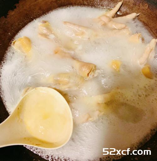 快手酸辣无骨鸡爪的做法