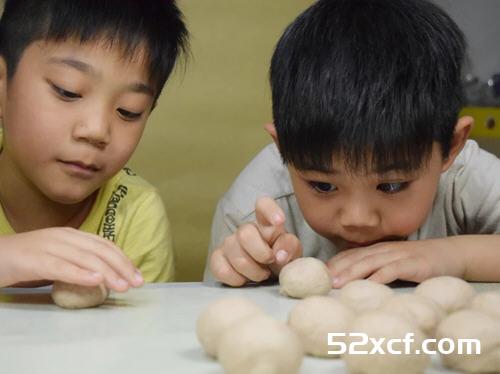 免熬煮紫米红豆小餐包的做法
