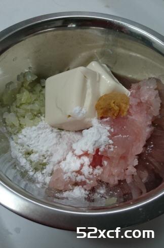 宝宝辅食金枪鱼豆腐煎饼的做法