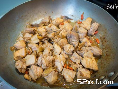 苦茶油鸡饭的做法