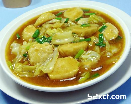 咖喱墨鱼丸圆白菜的做法