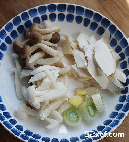 纯素版杂菌汤的做法