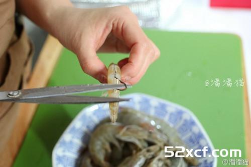 泰国蒜蓉辣酱海鲜锅的做法