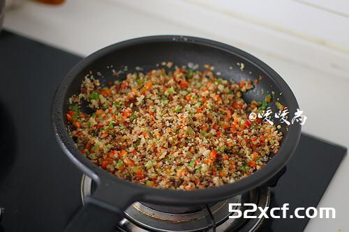 冬笋腊肉福袋的做法