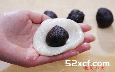 椰香糯米糍的家常做法教你怎么做好吃(无需烘烤)-我爱下厨房
