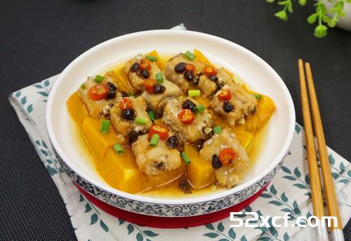 南瓜蒸排骨的做法