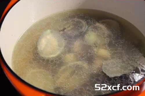 鲍鱼壳海带汤的做法